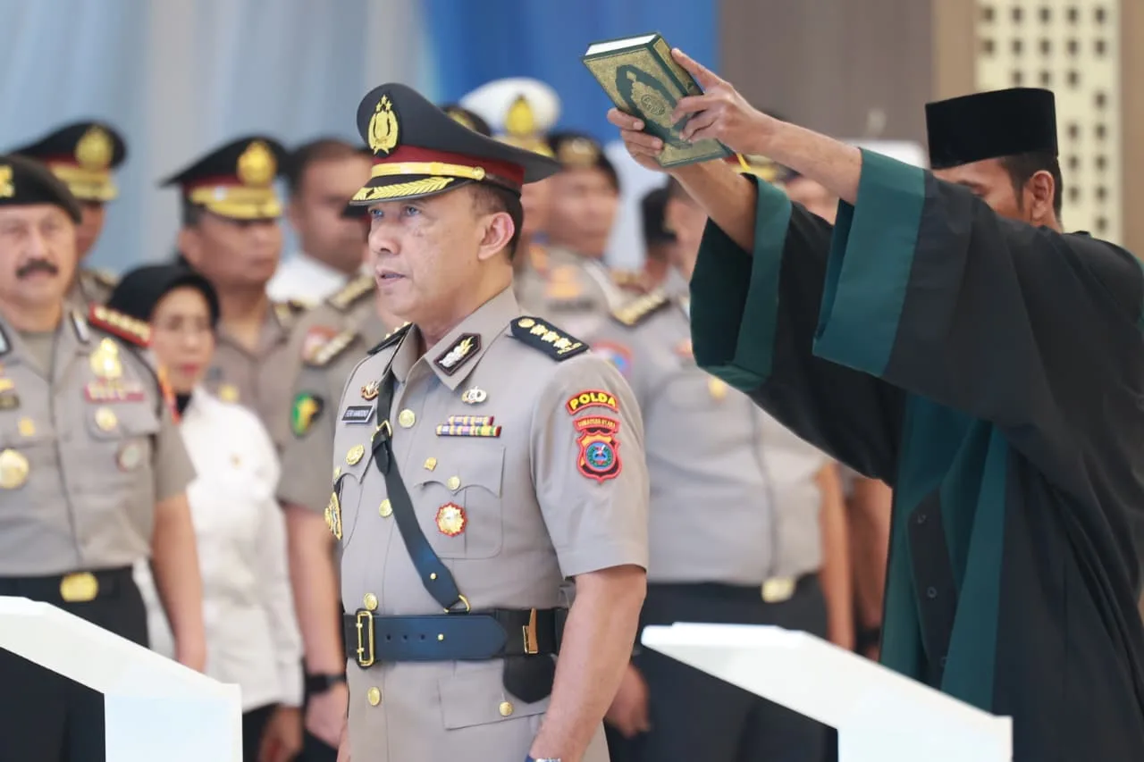 Kapolda Jatim Lantik Wakapolda Baru dan Pimpin Sertijab Sejumlah Kapolres Jajaran